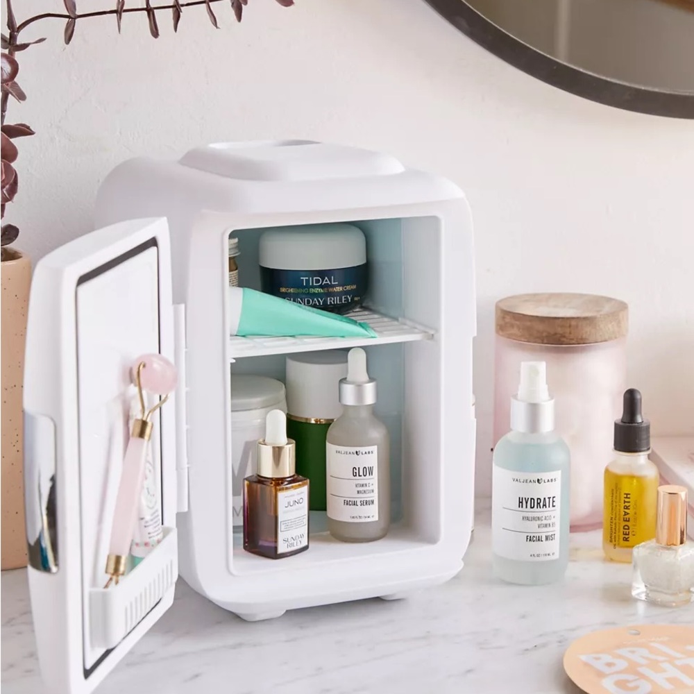Cooluli Mini Beauty Refrigerator